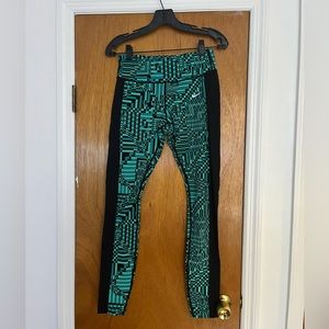 Nike abstract long legging